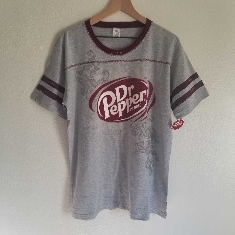 NWOT Dr.Pepper Graphic Tee